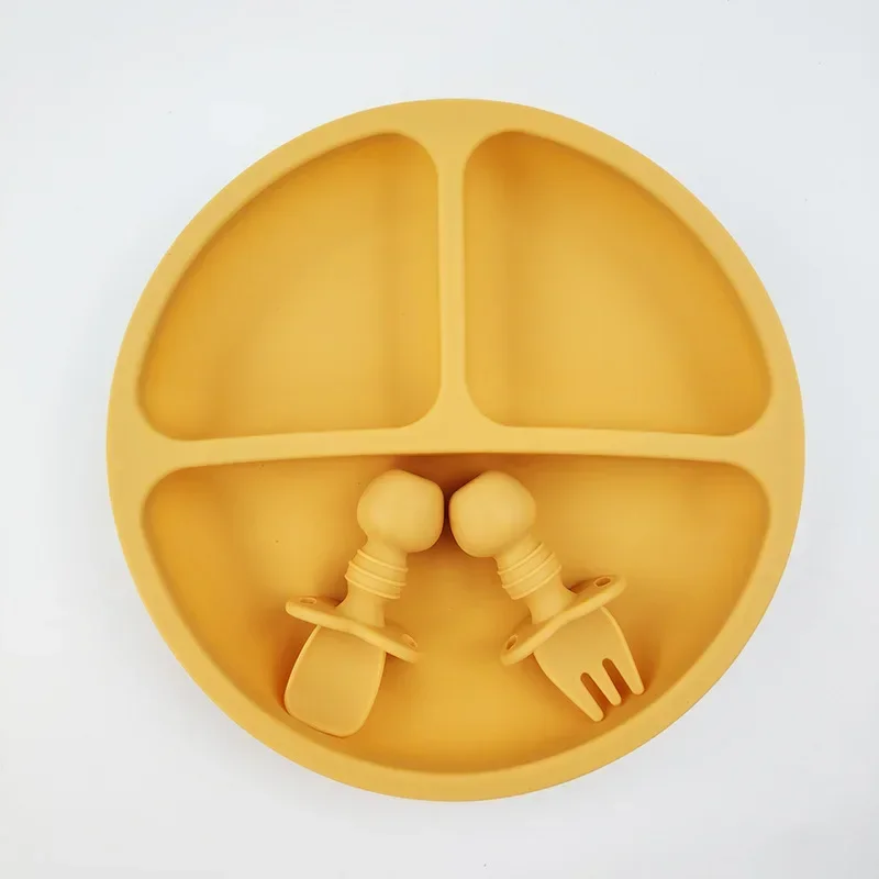 3 pezzi set per l'alimentazion - Plate Suction Toddler recensione e prezzo