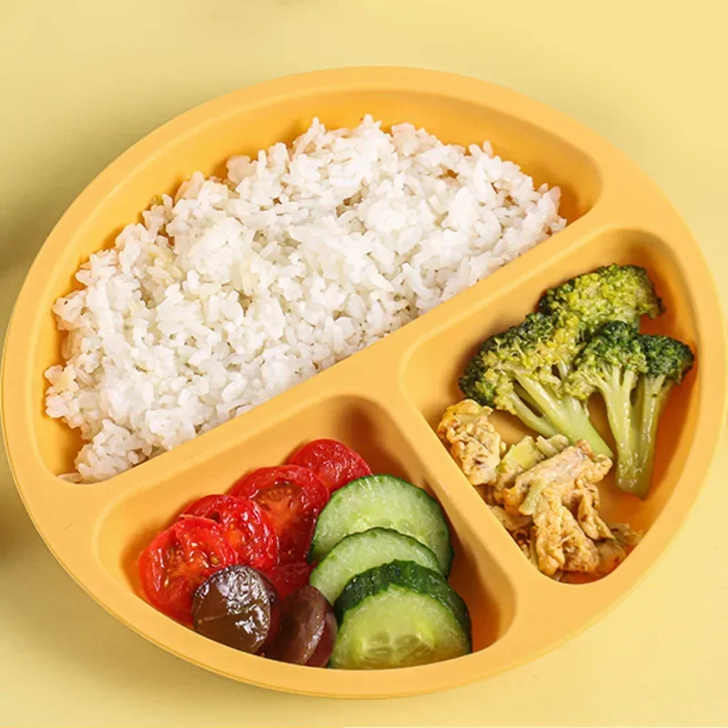 3 pezzi set per l'alimentazion - Plate Suction Toddler recensione e prezzo