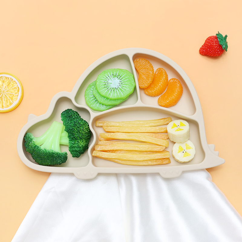 Piatto per bambini con base a  - Plate Suction Toddler recensione e prezzo